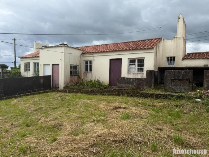 Moradia T3 para Venda em Lomba da Fazenda Foto 15