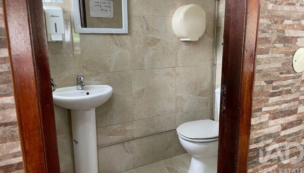 Negócio para Venda em São Vitor (Braga) Foto 23