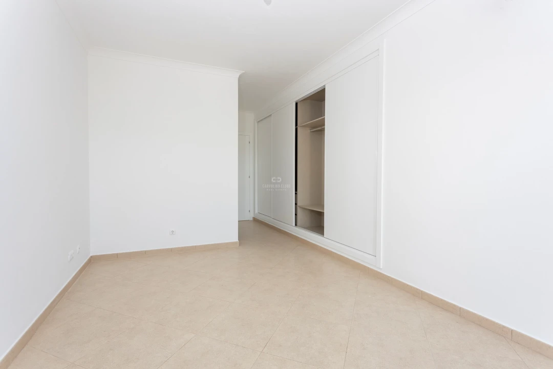 Moradia T4 para Venda em Barão de São Miguel Foto 32