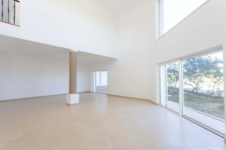 Moradia T4 para Venda em Barão de São Miguel Foto 8