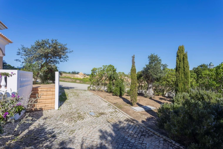 Moradia T4 para Venda em Barão de São Miguel Foto 44