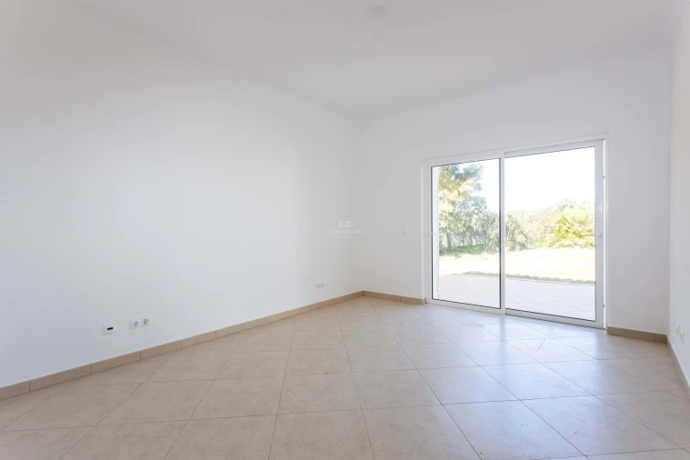 Moradia T4 para Venda em Barão de São Miguel Foto 26