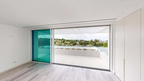 Moradia T5 para Venda em Loule (São Clemente)