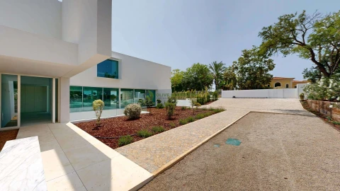 Moradia T5 para Venda em Loule (São Clemente)