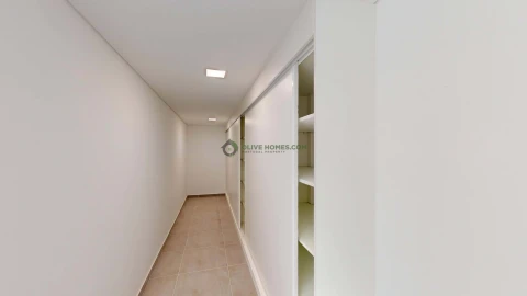 Moradia T5 para Venda em Loule (São Clemente)