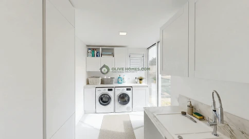 Moradia T5 para Venda em Loule (São Clemente)