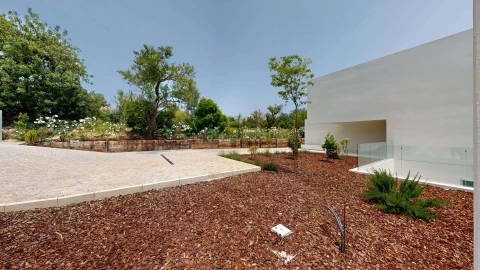 Moradia T5 para Venda em Loule (São Clemente)