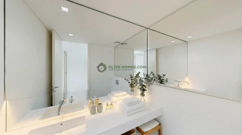 Moradia T5 para Venda em Loule (São Clemente)