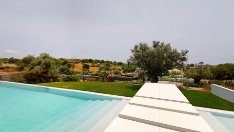 Moradia T5 para Venda em Loule (São Clemente)