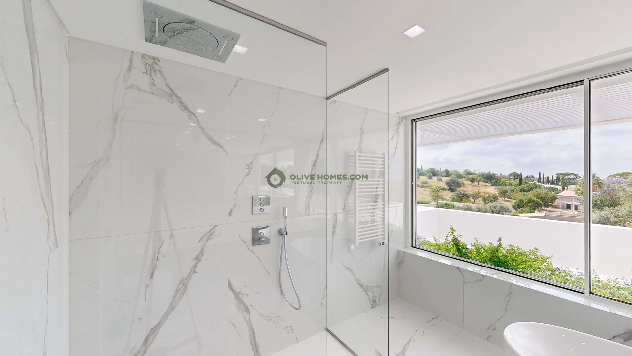 Moradia T5 para Venda em Loule (São Clemente) Foto 77
