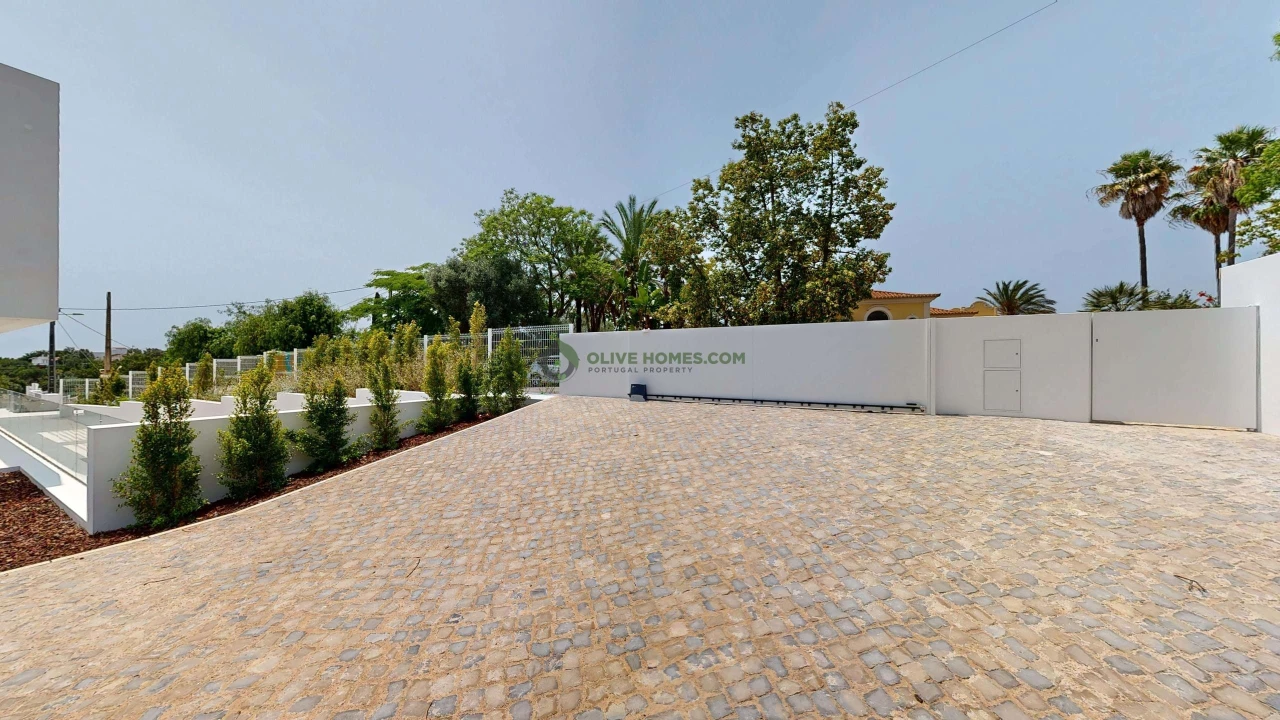 Moradia T5 para Venda em Loule (São Clemente) Foto 114