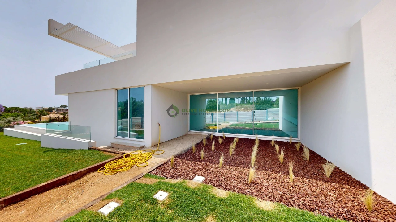 Moradia T5 para Venda em Loule (São Clemente) Foto 106