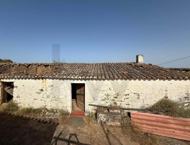 Moradia T2 para Venda em Martim Longo