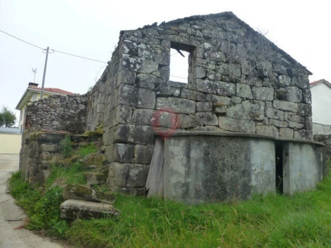 Moradia T0 para Venda em Messegães, Valadares e Sá Foto 2