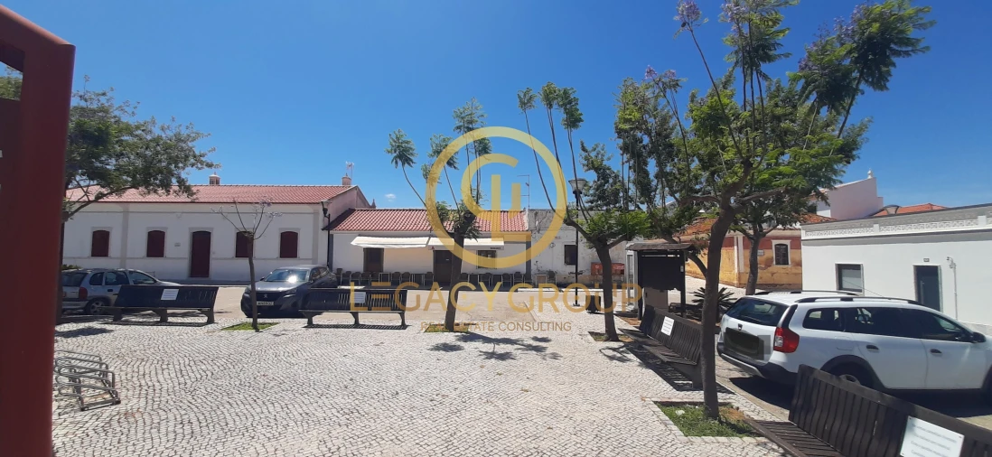 Moradia T6 para Venda em Azinhal Foto 9