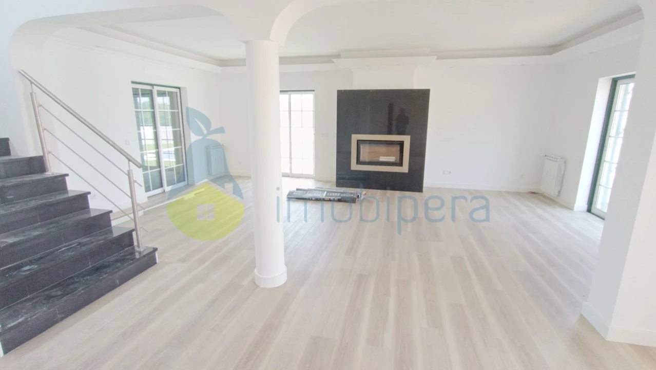 Moradia T3 para Venda em Alcantarilha e Pêra Foto 3