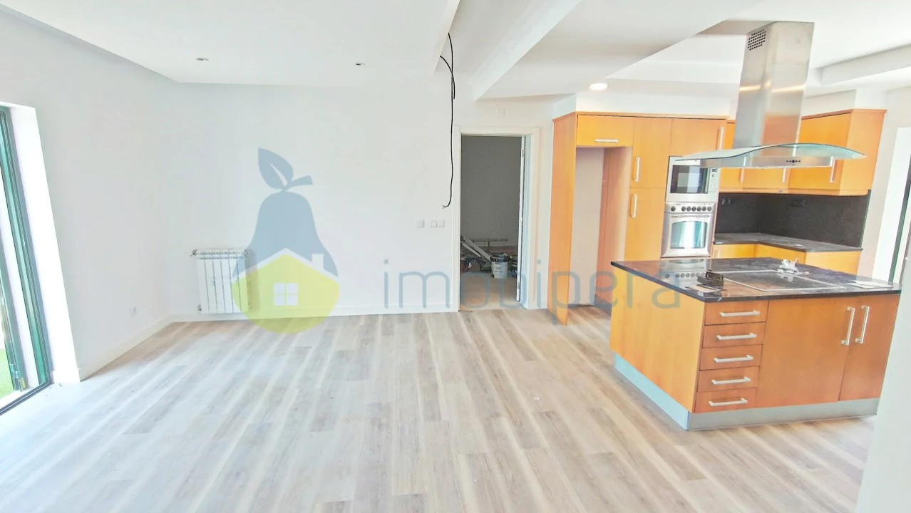 Moradia T3 para Venda em Alcantarilha e Pêra Foto 8