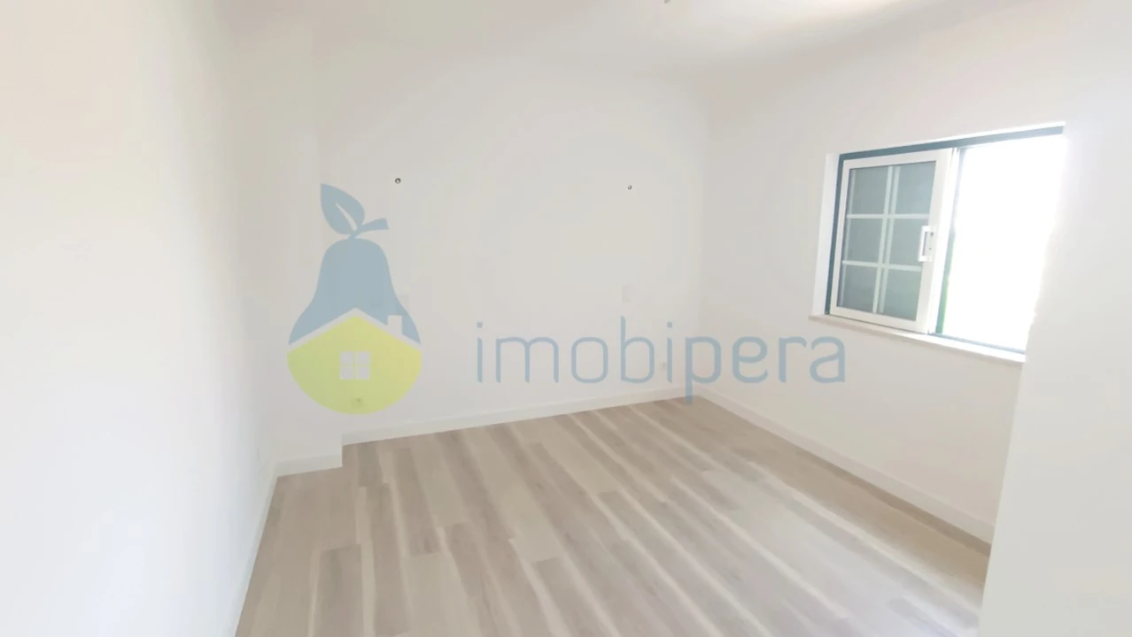 Moradia T3 para Venda em Alcantarilha e Pêra Foto 11