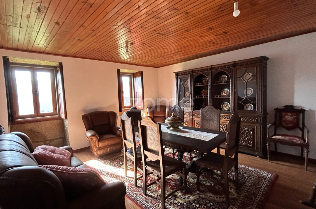 Moradia T4 para Venda em Marco Foto 4