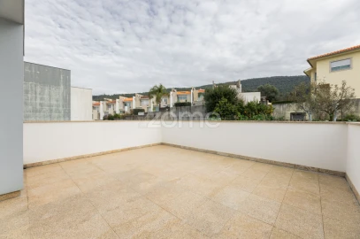 Moradia T3 para Venda em Nogueira, Fraião e Lamaçães