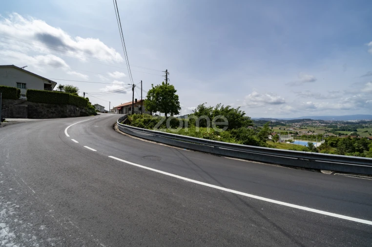 Terreno para Venda em Escudeiros e Penso (Santo Estêvão e São Vicente) Foto 9