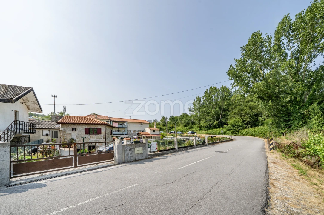 Moradia T2 para Venda em Fermentões Foto 5