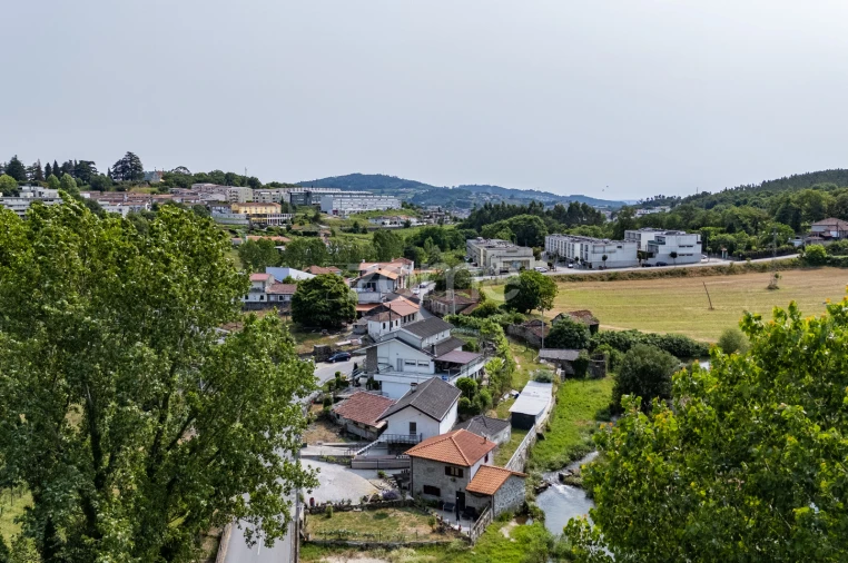 Moradia T2 para Venda em Fermentões Foto 2