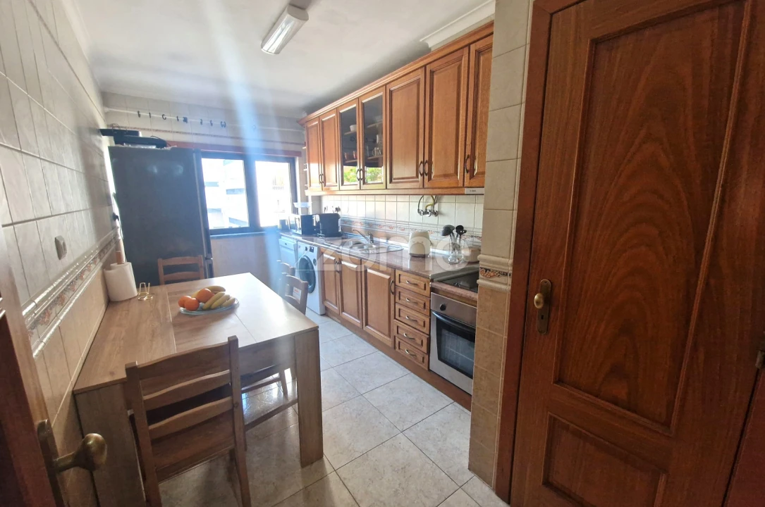 Apartamento T3 para Venda em Moita Foto 16