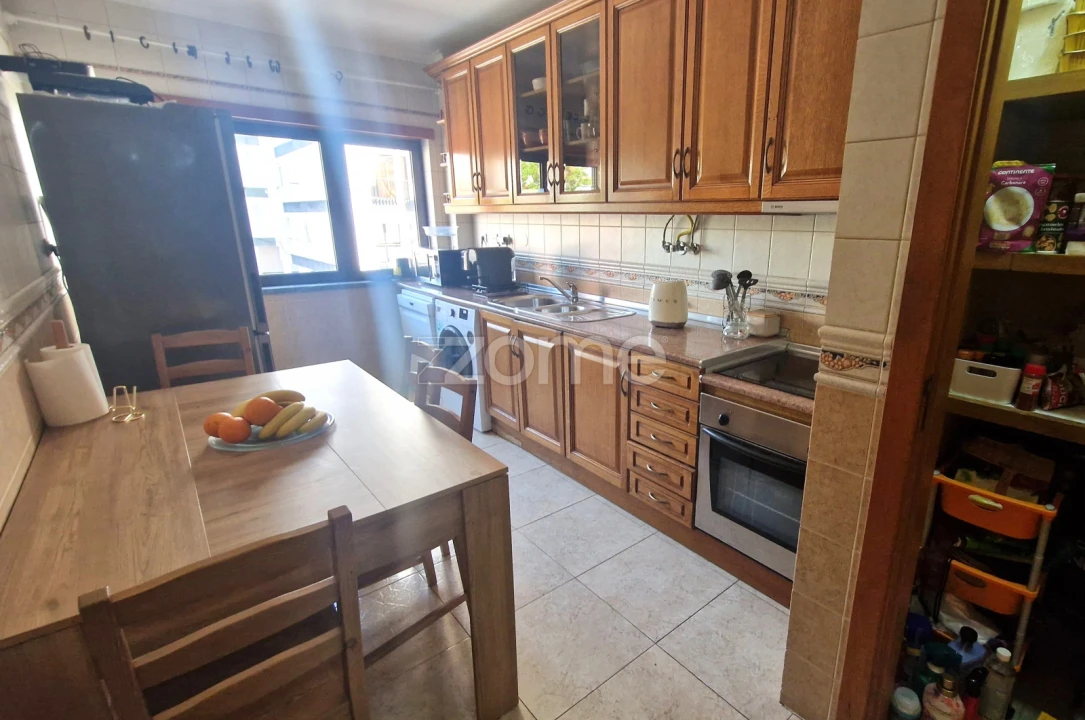 Apartamento T3 para Venda em Moita Foto 17