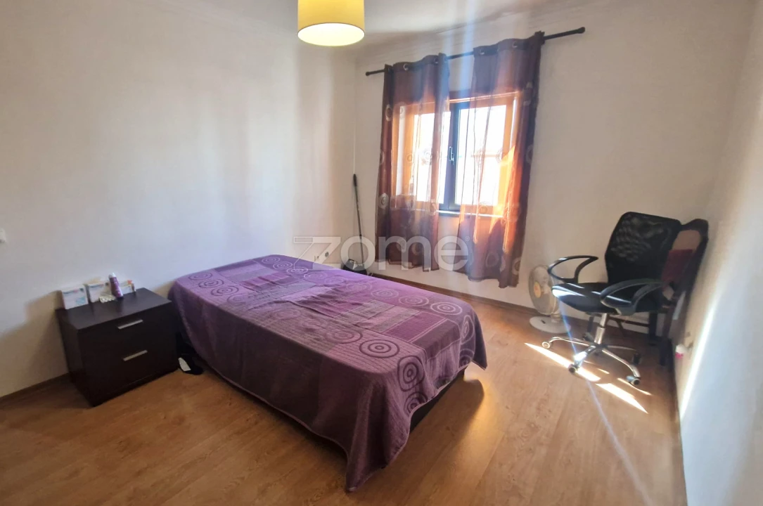 Apartamento T3 para Venda em Moita Foto 9