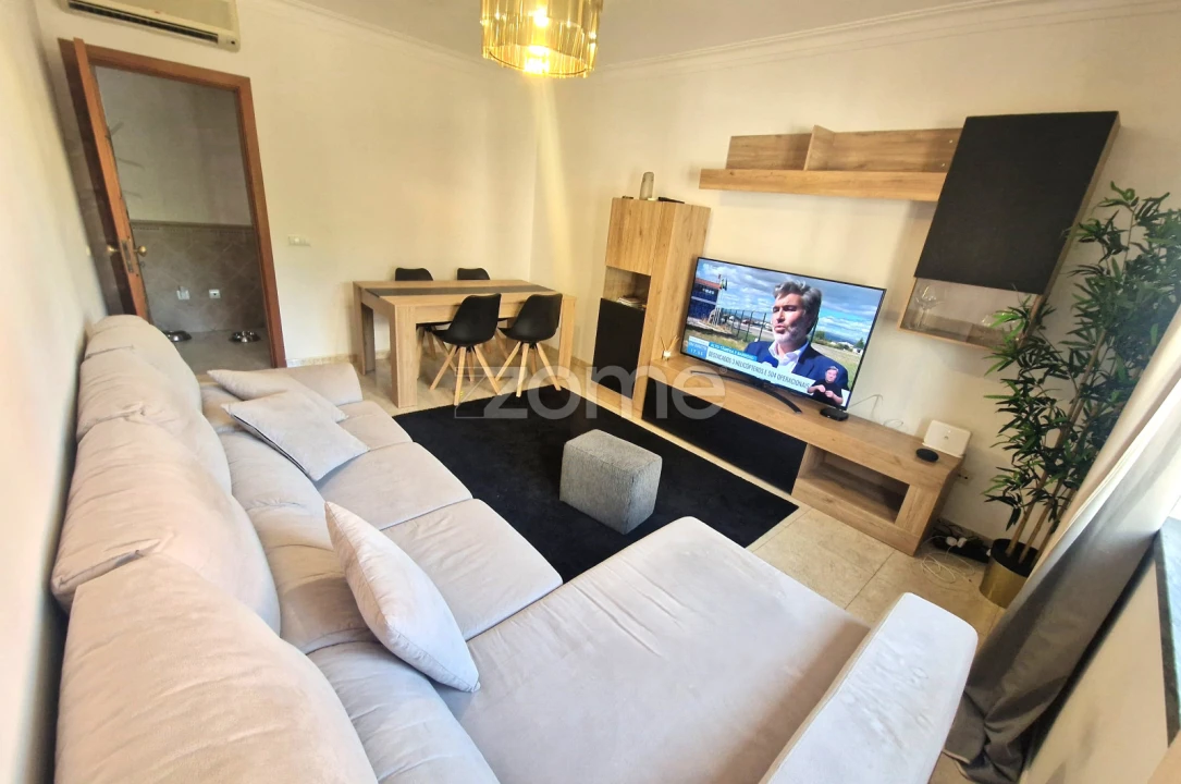 Apartamento T3 para Venda em Moita Foto 2