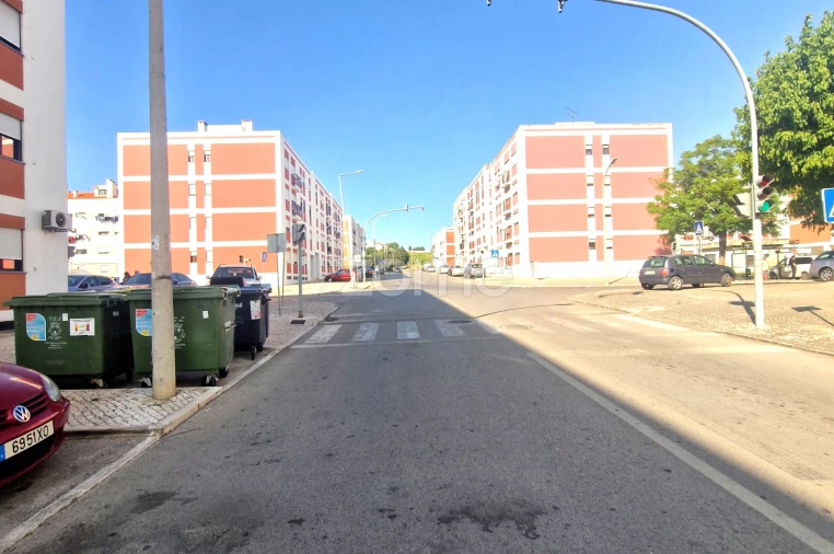 Apartamento T3 para Venda em Moita Foto 31