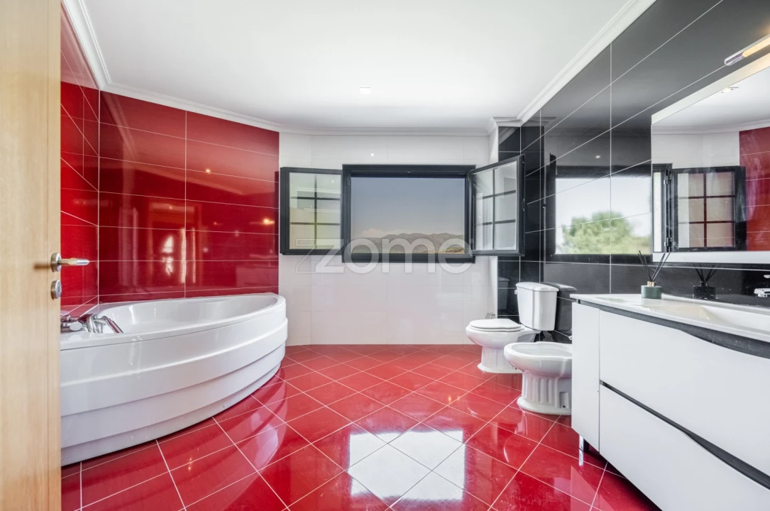 Moradia T6 para Venda em Azias Foto 20