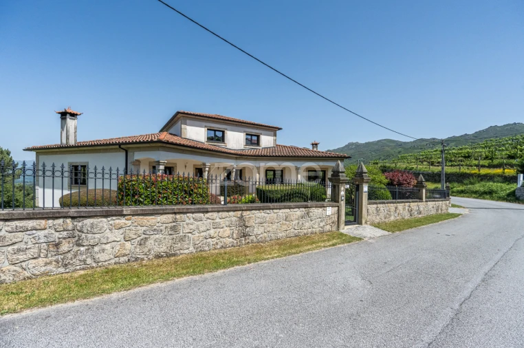 Moradia T6 para Venda em Azias Foto 41