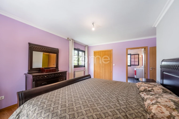 Moradia T6 para Venda em Azias Foto 6