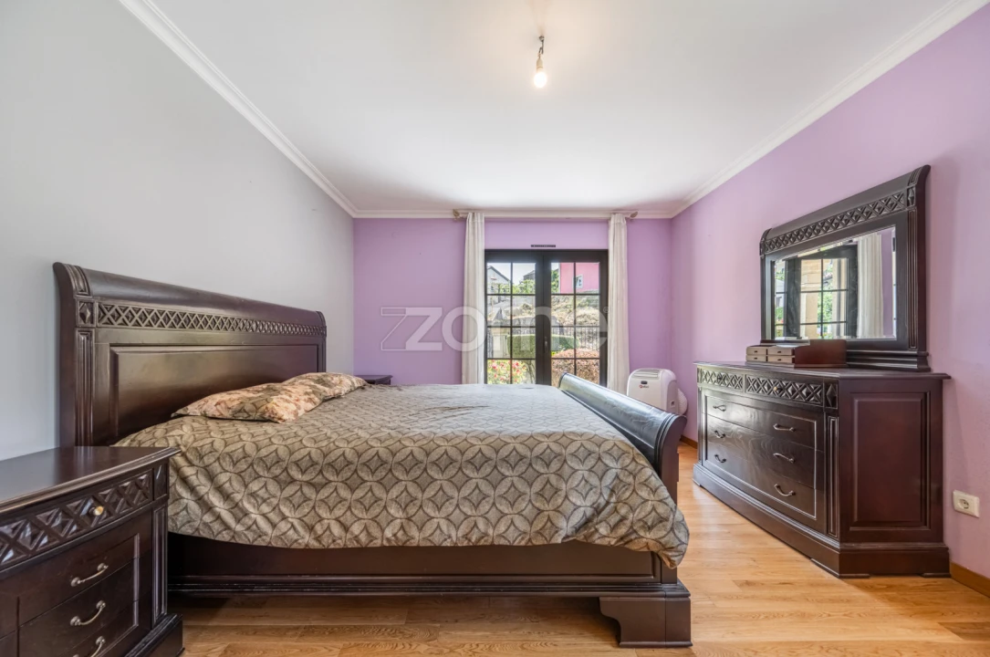 Moradia T6 para Venda em Azias Foto 16