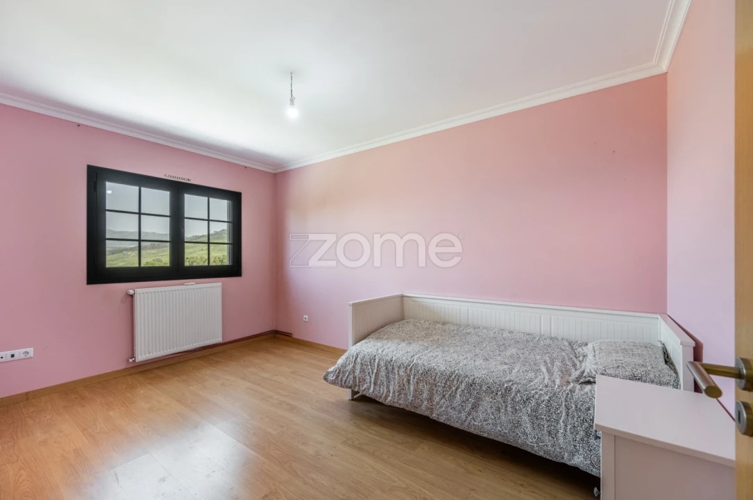 Moradia T6 para Venda em Azias Foto 23