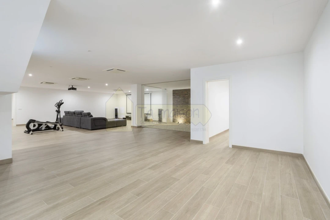 Moradia T3 para Venda em Quelfes Foto 39