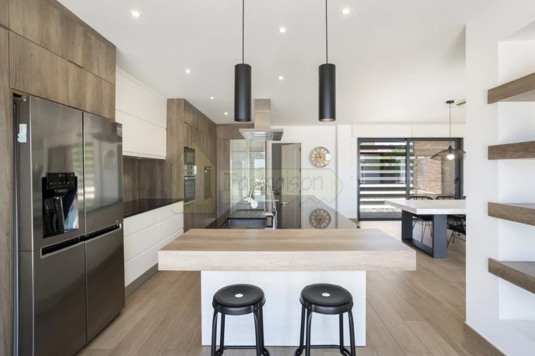 Moradia T3 para Venda em Quelfes Foto 25