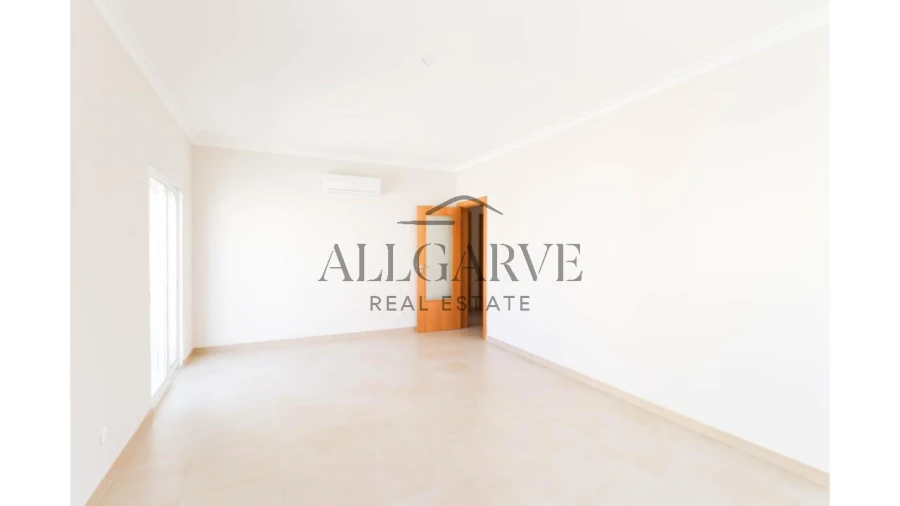 Apartamento T2 para Venda em Lagos (São Sebastião e Santa Maria) Foto 7