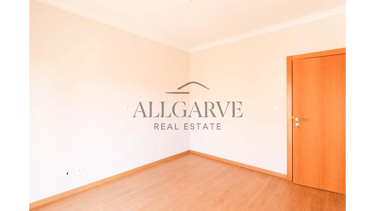 Apartamento T2 para Venda em Lagos (São Sebastião e Santa Maria) Foto 14