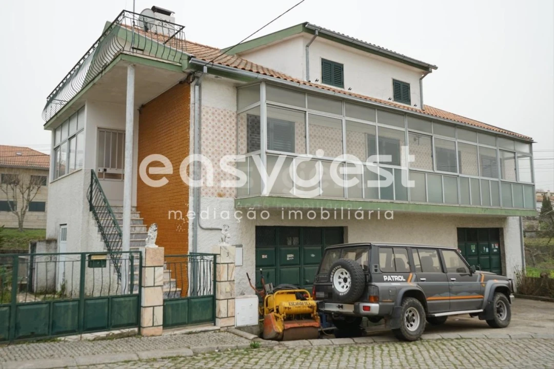 Moradia T8 para Venda em Corujeira e Trinta Foto 3
