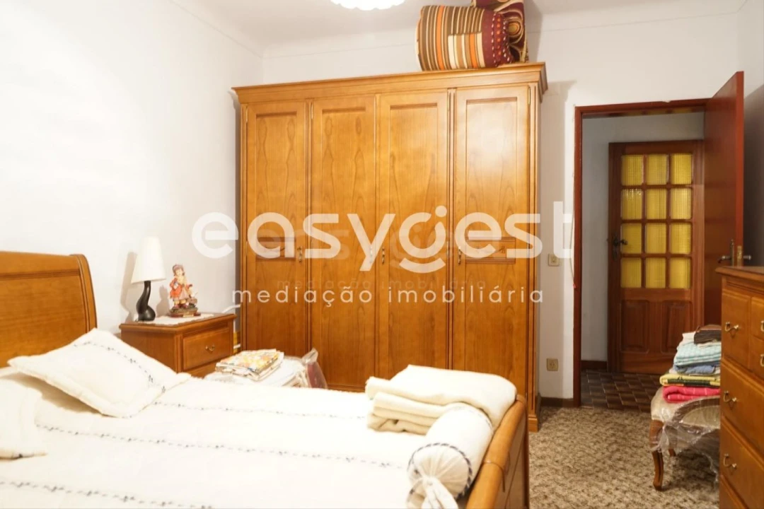 Moradia T8 para Venda em Corujeira e Trinta Foto 16