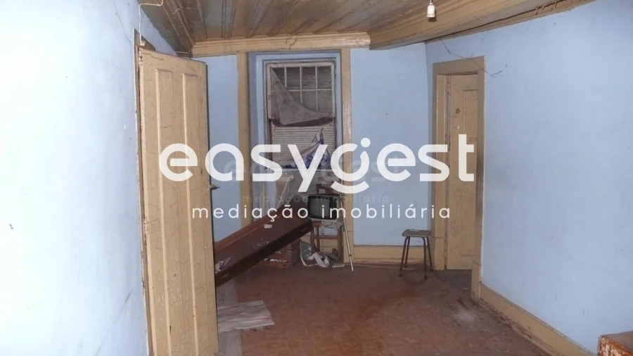 Apartamento T4 para Venda em Seia, São Romão e Lapa dos Dinheiros Foto 15