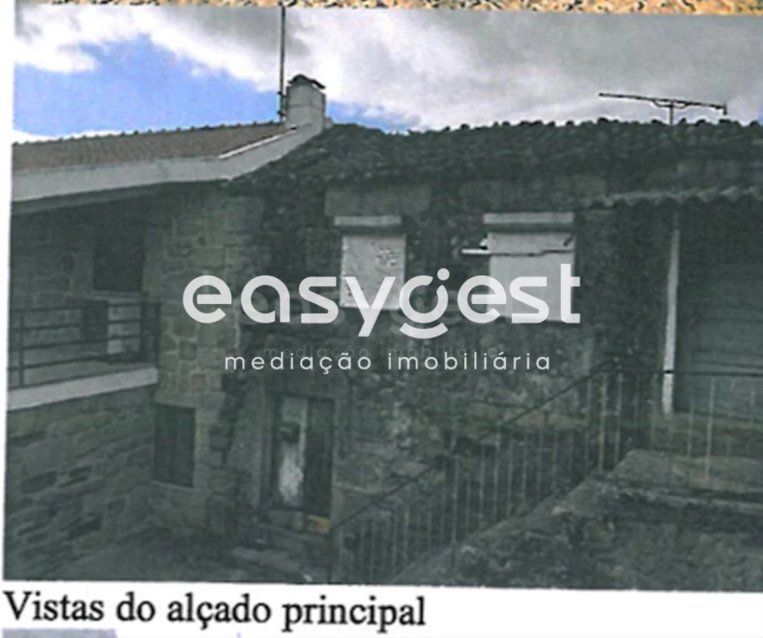 Moradia T2 para Venda em Santiago Foto 2