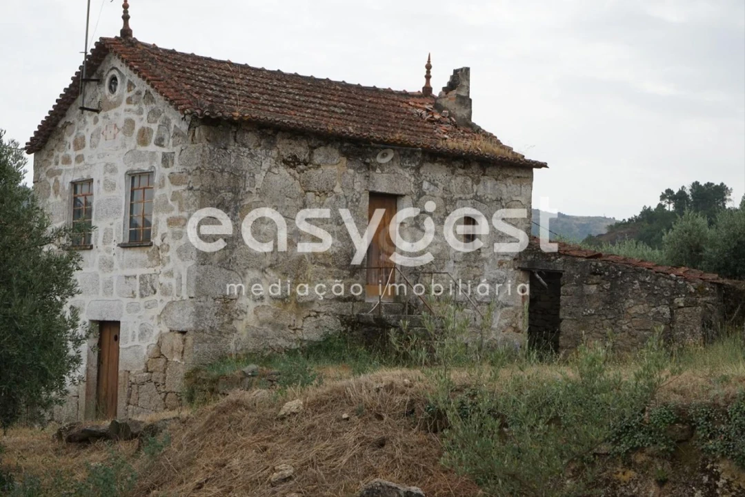 Quinta T2 para Venda em Aldeia Viçosa Foto 2
