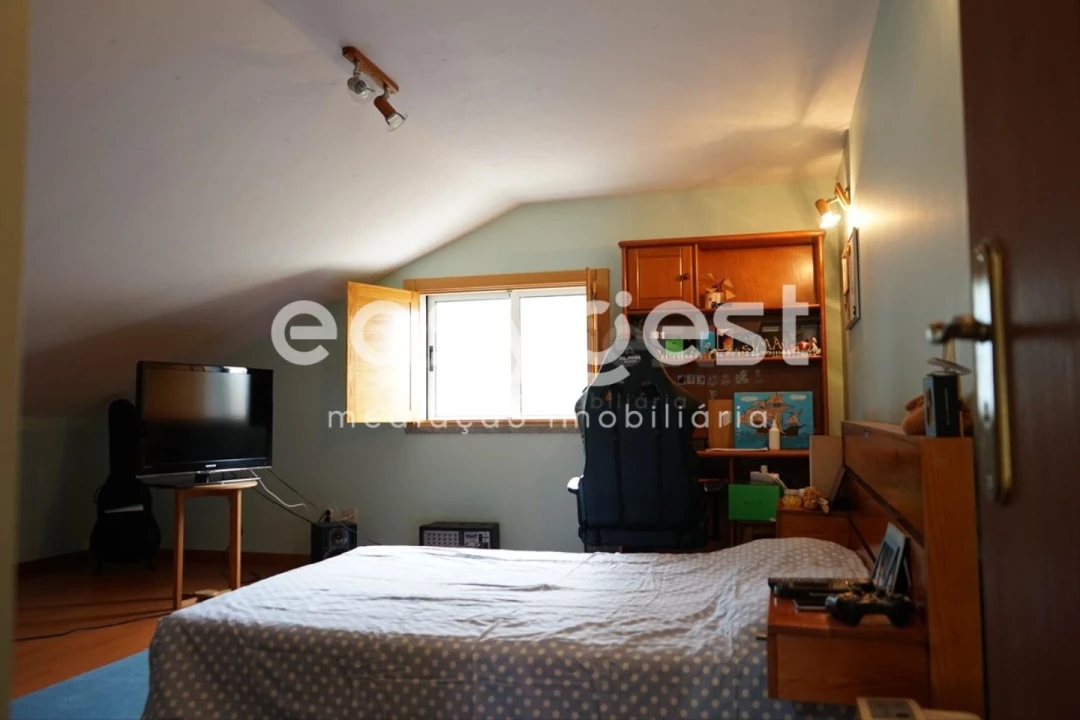 Moradia T3 para Venda em Freches e Torres Foto 17