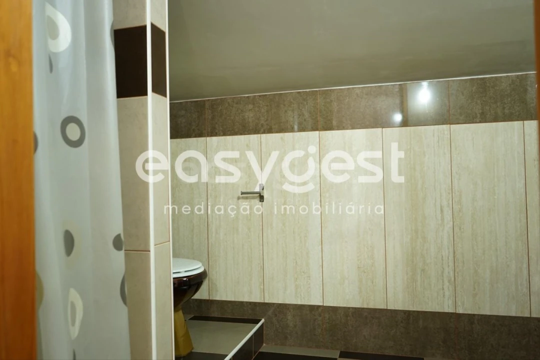 Moradia T3 para Venda em Freches e Torres Foto 18