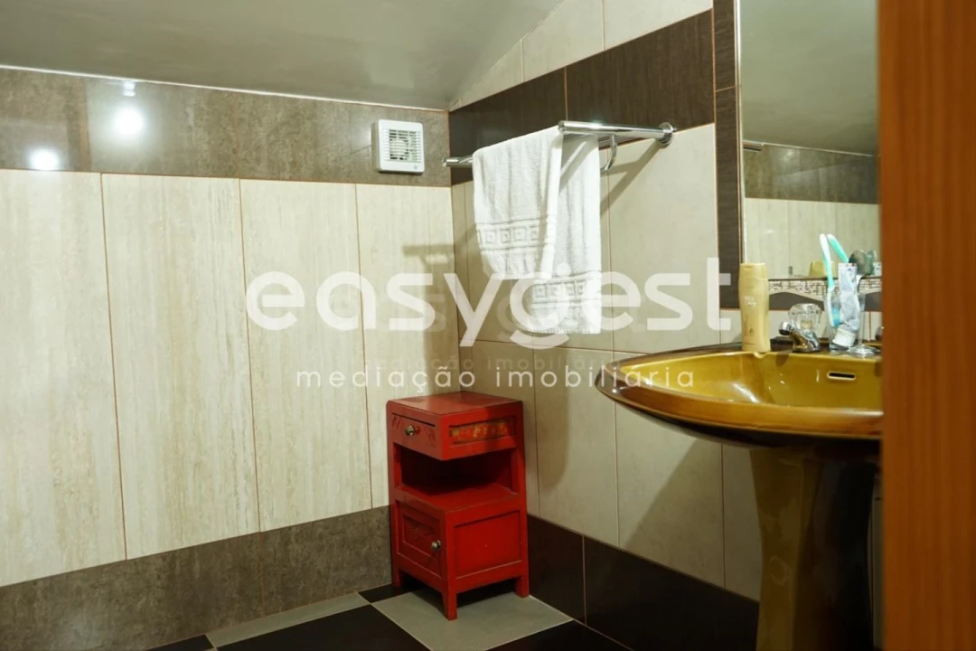 Moradia T3 para Venda em Freches e Torres Foto 19