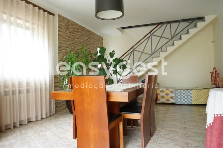 Moradia T3 para Venda em Freches e Torres Foto 11